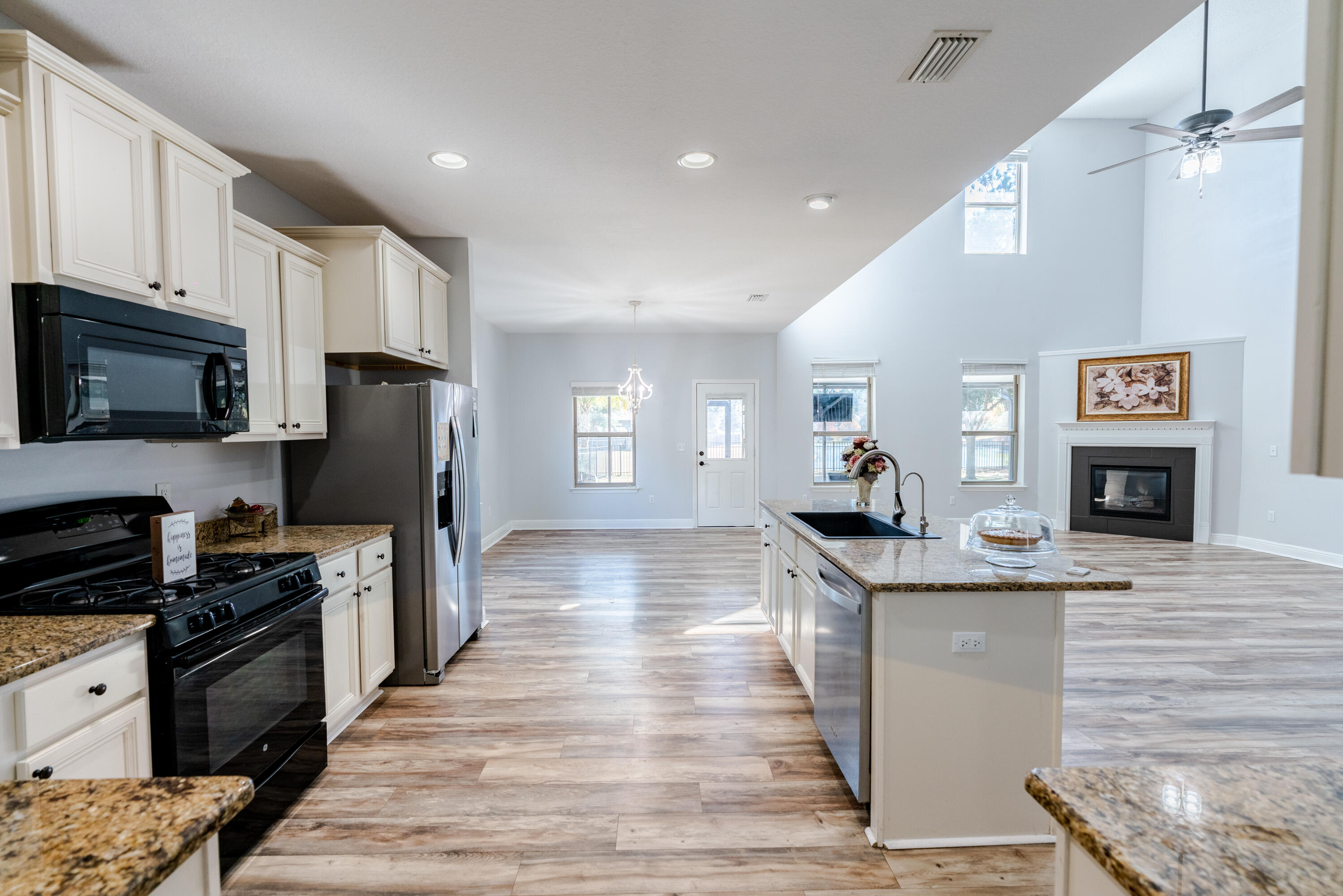 279 Windchime Way Freeport, FL 32439 - Photo 17 of 105 _DSC4564-HDR