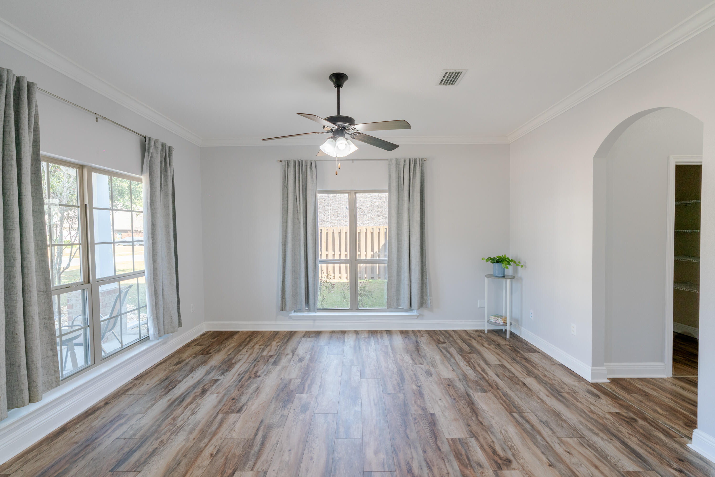 279 Windchime Way Freeport, FL 32439 - Photo 10 of 105 _DSC4499-HDR