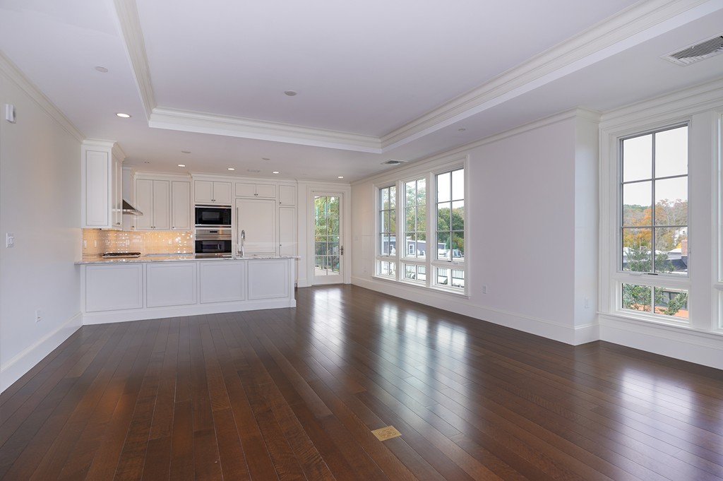 580 Washington Street, Unit 301 Wellesley, MA 02482 - Photo 7 of 17