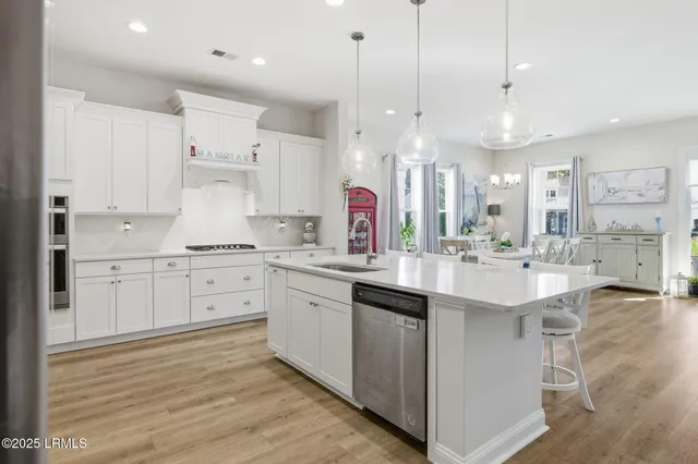 $699,000 | 19 Anchor Bend, Bluffton, SC 29910