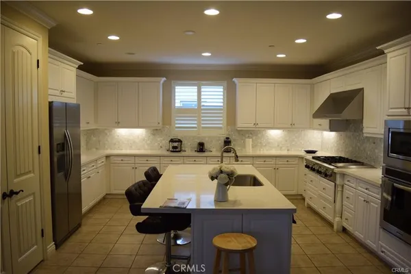 $5,800 | 183 Desert Bloom, Irvine, CA 92618