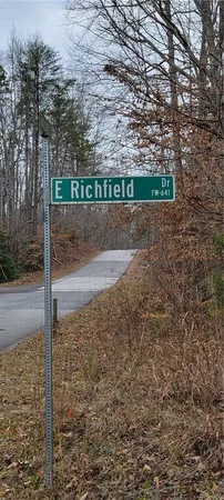 $6,500 | 314 East Richfield Drive, Westminster, SC 29693