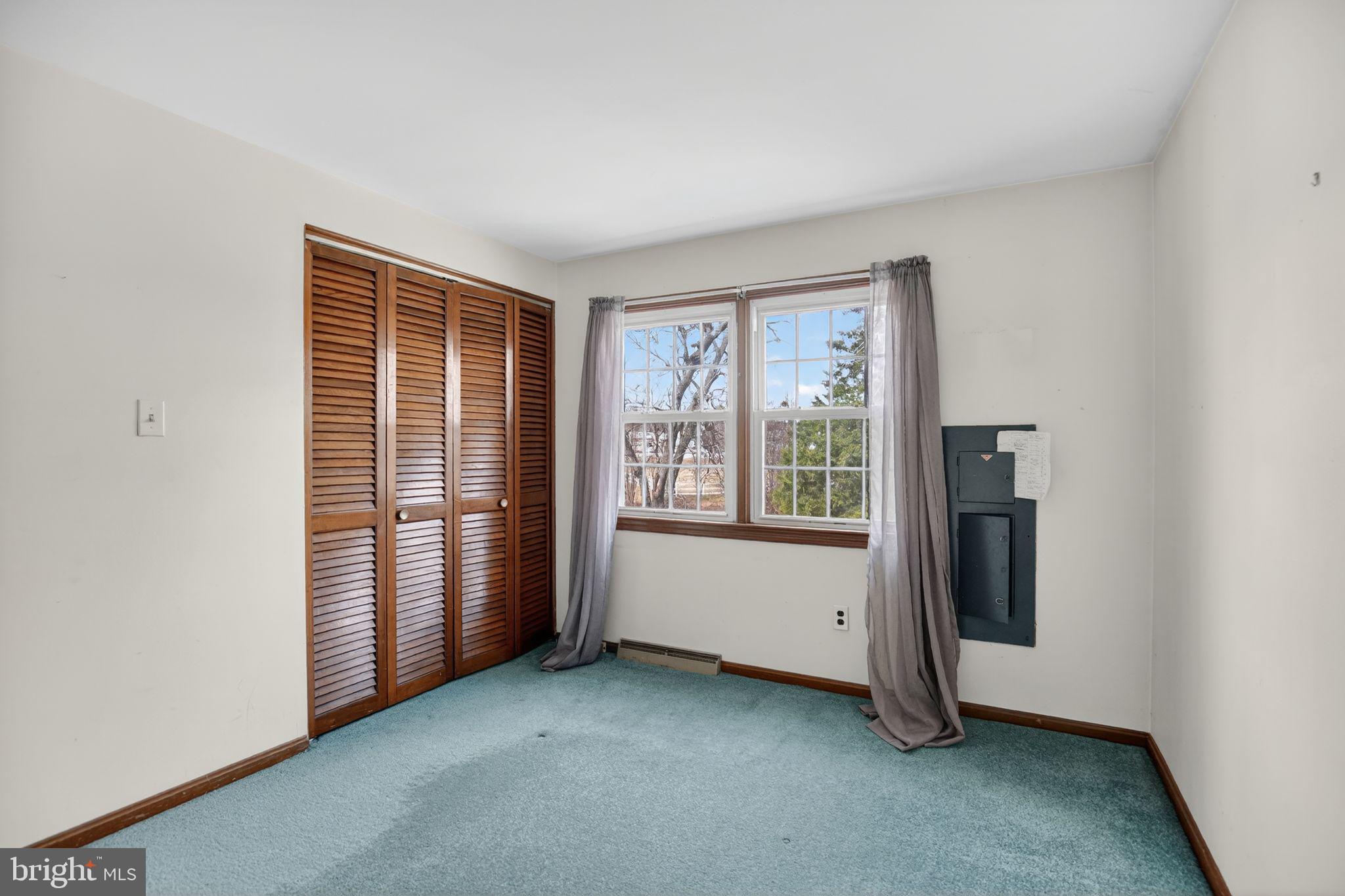 7146 Leonardtown Road Hughesville, MD 20637 - Photo 33 of 34 an empty room with windows