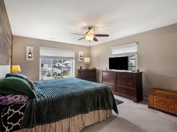 $185,000 | 953 Country Club Drive, St. Clair Shores, MI 48082