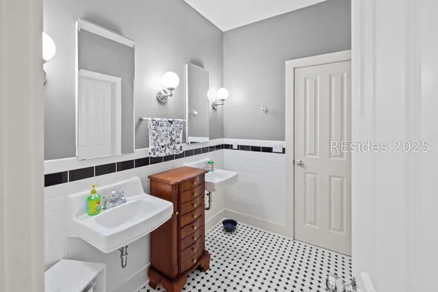 $1,750,000 | 1 Tabby Point Lane, Okatie, SC 29909