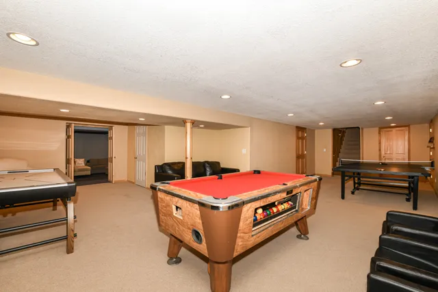 $589,900 | 17615 Continental Drive, Brookfield, WI 53045