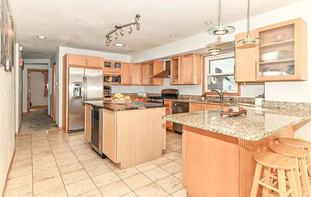 $589,900 | 17615 Continental Drive, Brookfield, WI 53045