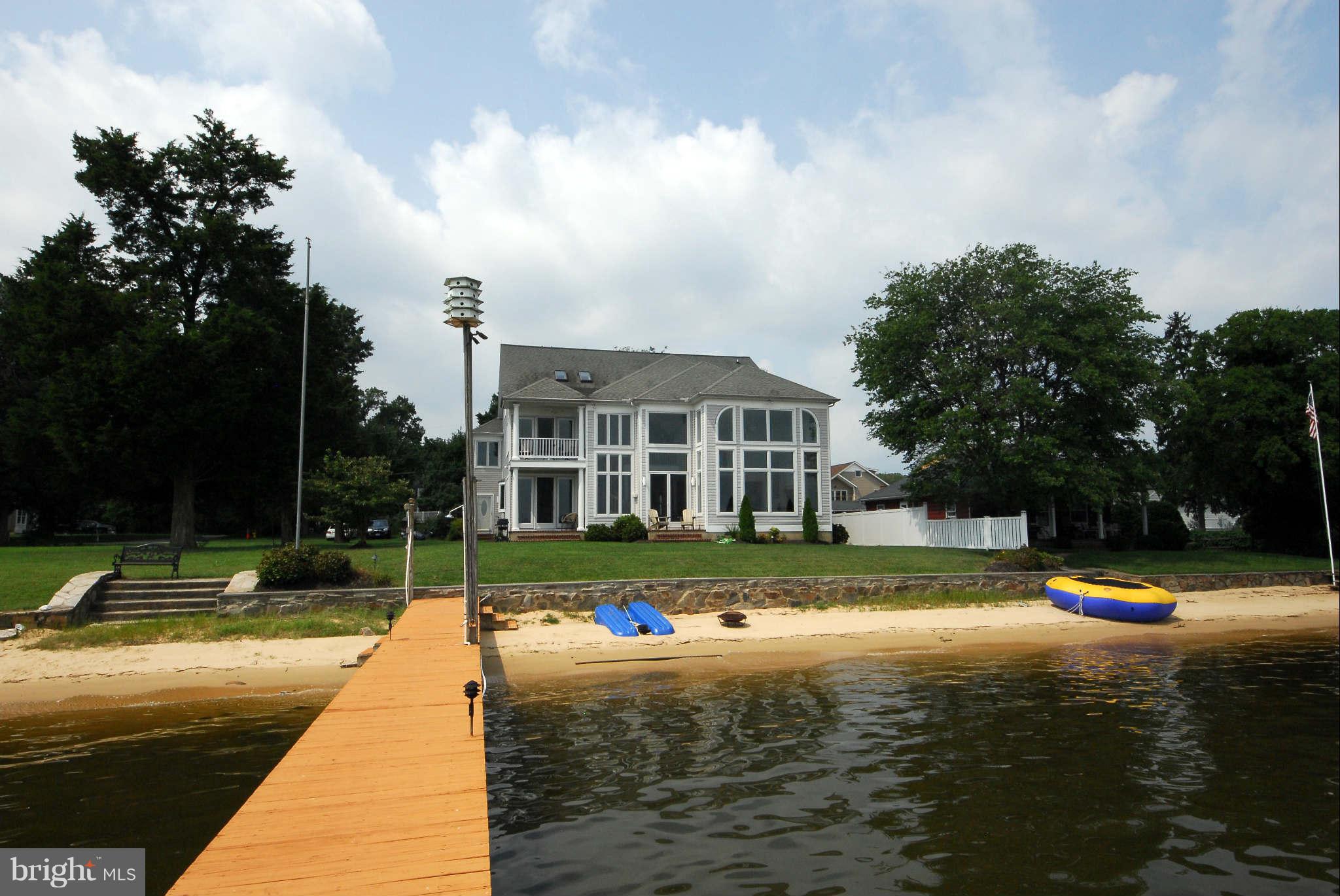 464 Cedar Haven Road Arnold, MD 21012 - Photo 2 of 28 Pier and beach at 464 Cedar Haven