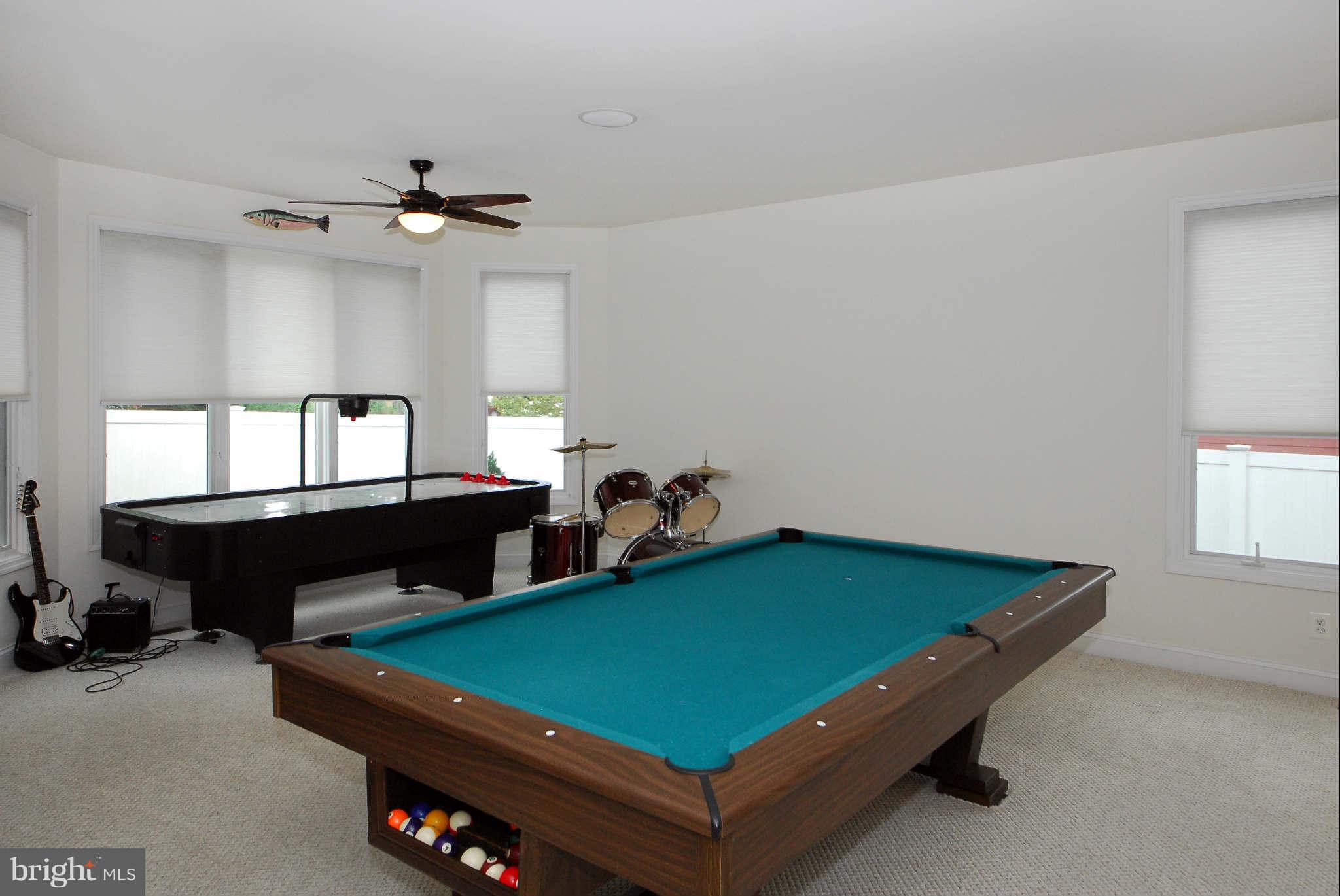 464 Cedar Haven Road Arnold, MD 21012 - Photo 18 of 28 Main level family room could be a bedroom