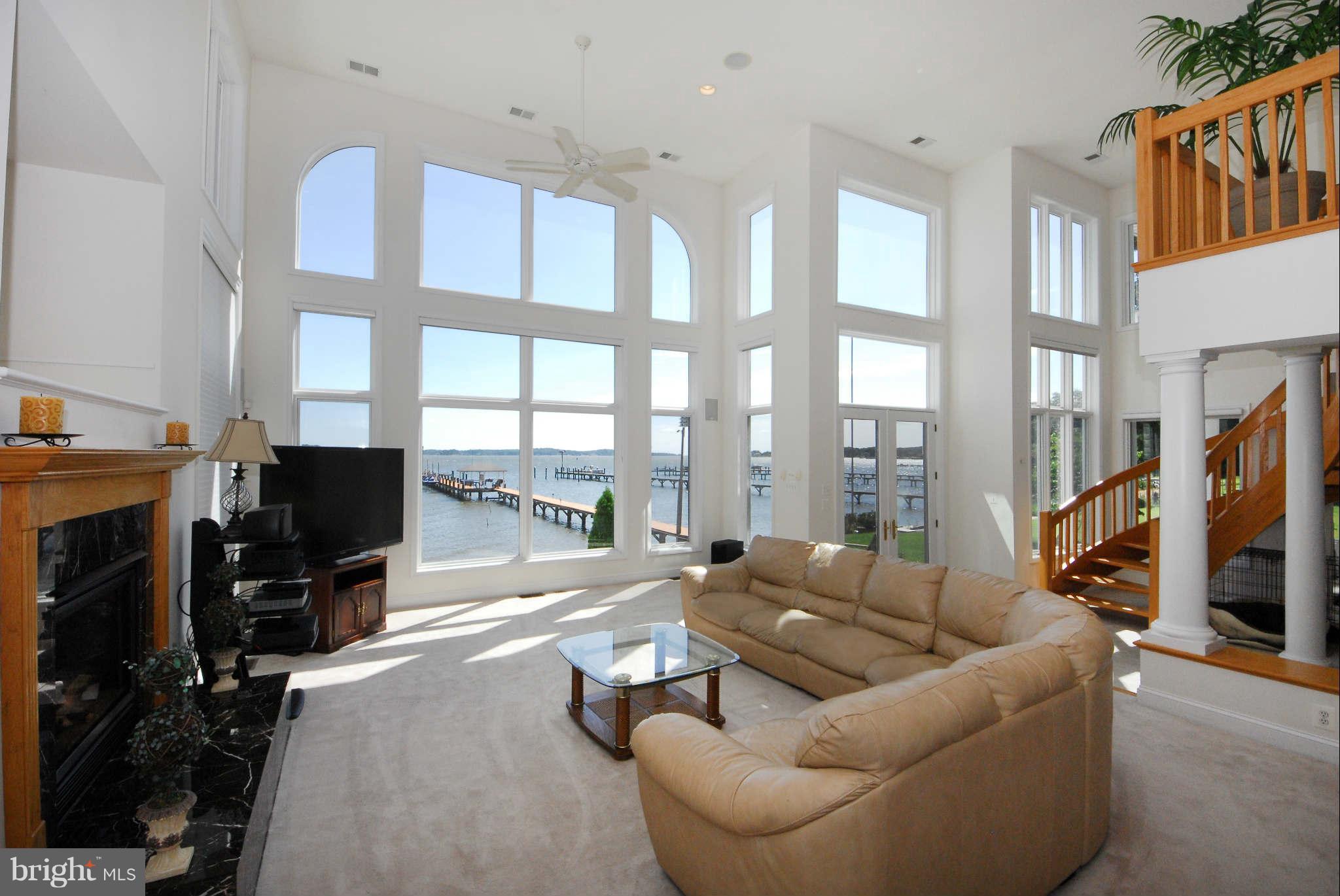 464 Cedar Haven Road Arnold, MD 21012 - Photo 4 of 28 Great room has incredible Magothy views