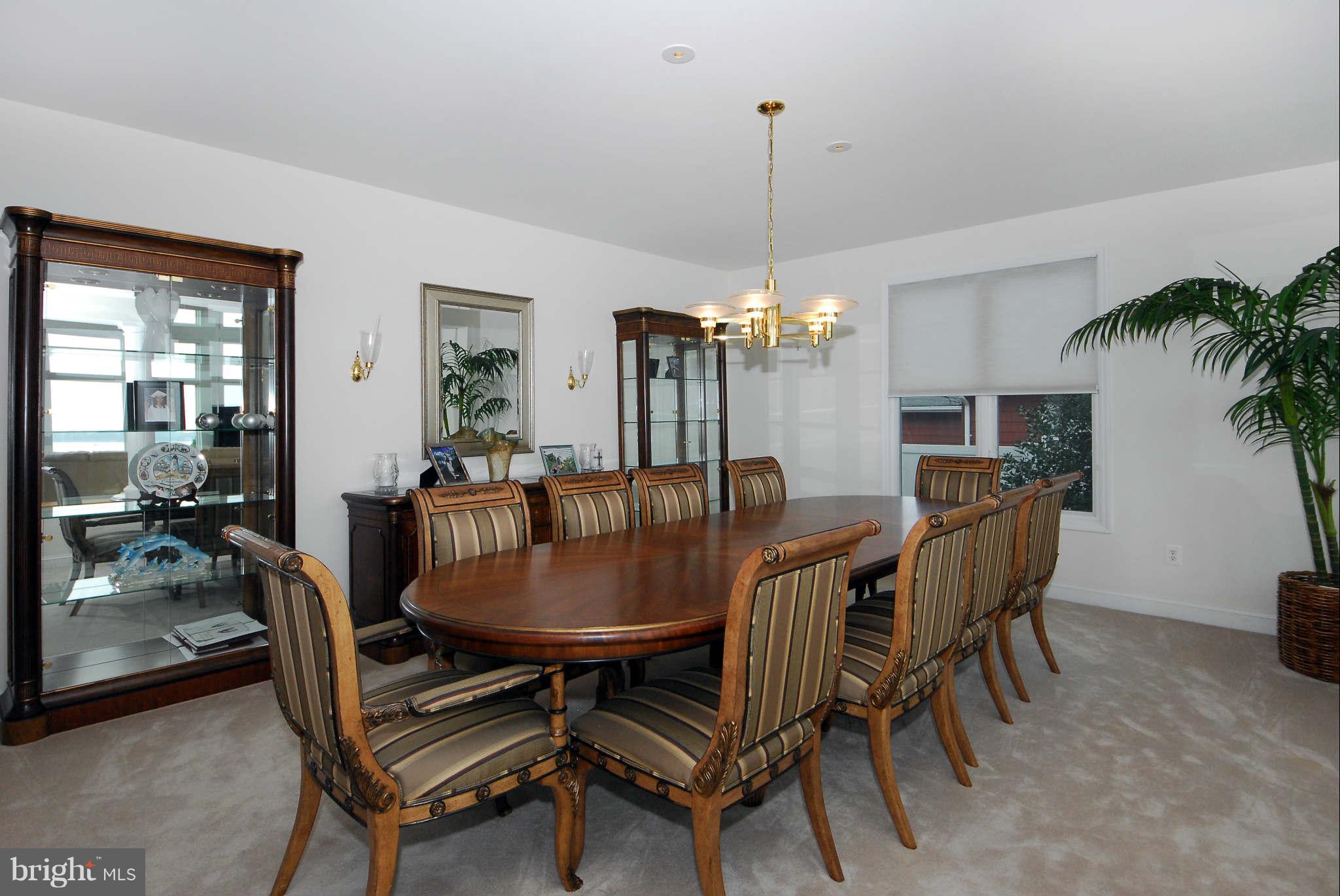 464 Cedar Haven Road Arnold, MD 21012 - Photo 8 of 28 Dining room has architectural column details