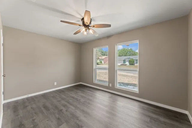 $1,900 | 1301 Barrington Drive, Austin, TX 78753