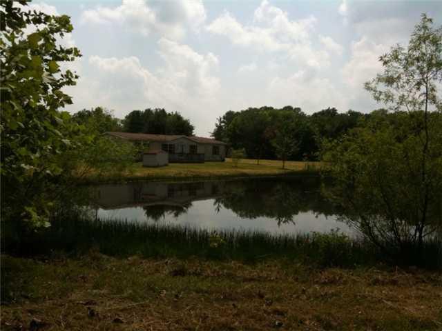 2050 Mitten Road Bowling Green, IN 47833 - Photo 2 of 6