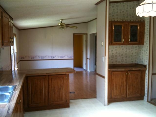 2050 Mitten Road Bowling Green, IN 47833 - Photo 3 of 6
