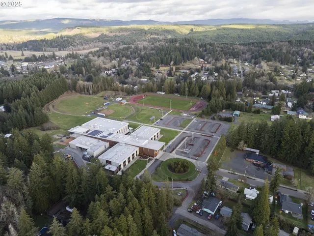 $567,000 | 233 East I Street, Vernonia, OR 97064