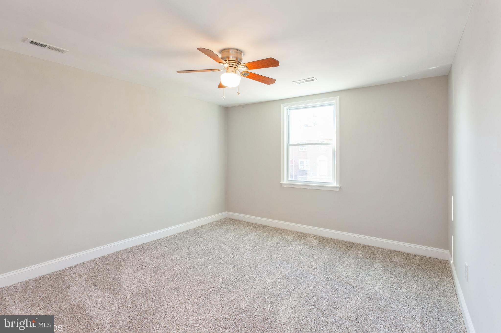 3827 Kimble Road Baltimore, MD 21218 - Photo 10 of 15 Interior