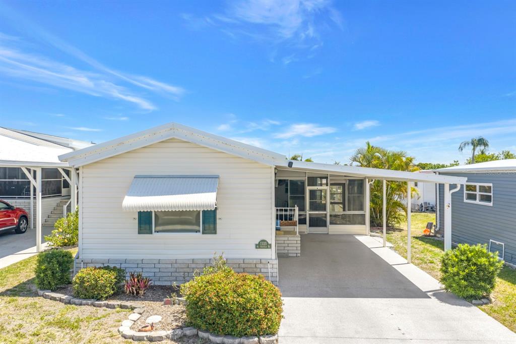 7225 Mt Fairfield Road Northeast, Unit 541 St. Petersburg, FL 33702 - Photo 1 of 44