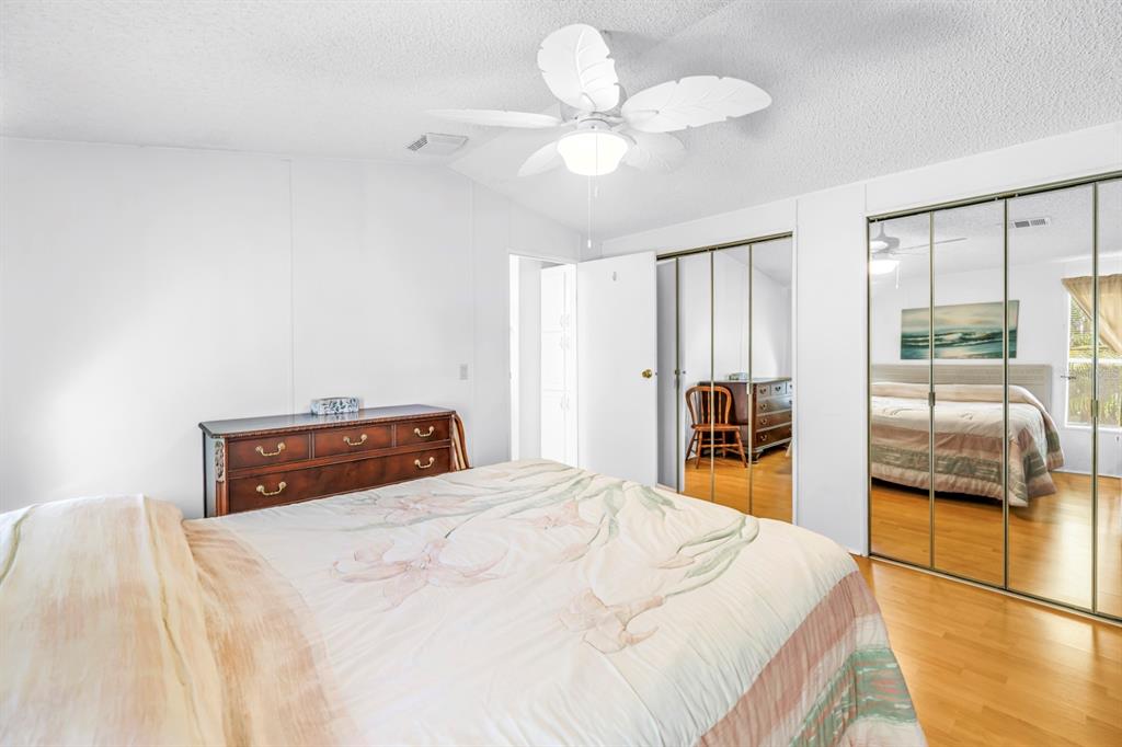 7225 Mt Fairfield Road Northeast, Unit 541 St. Petersburg, FL 33702 - Photo 11 of 44