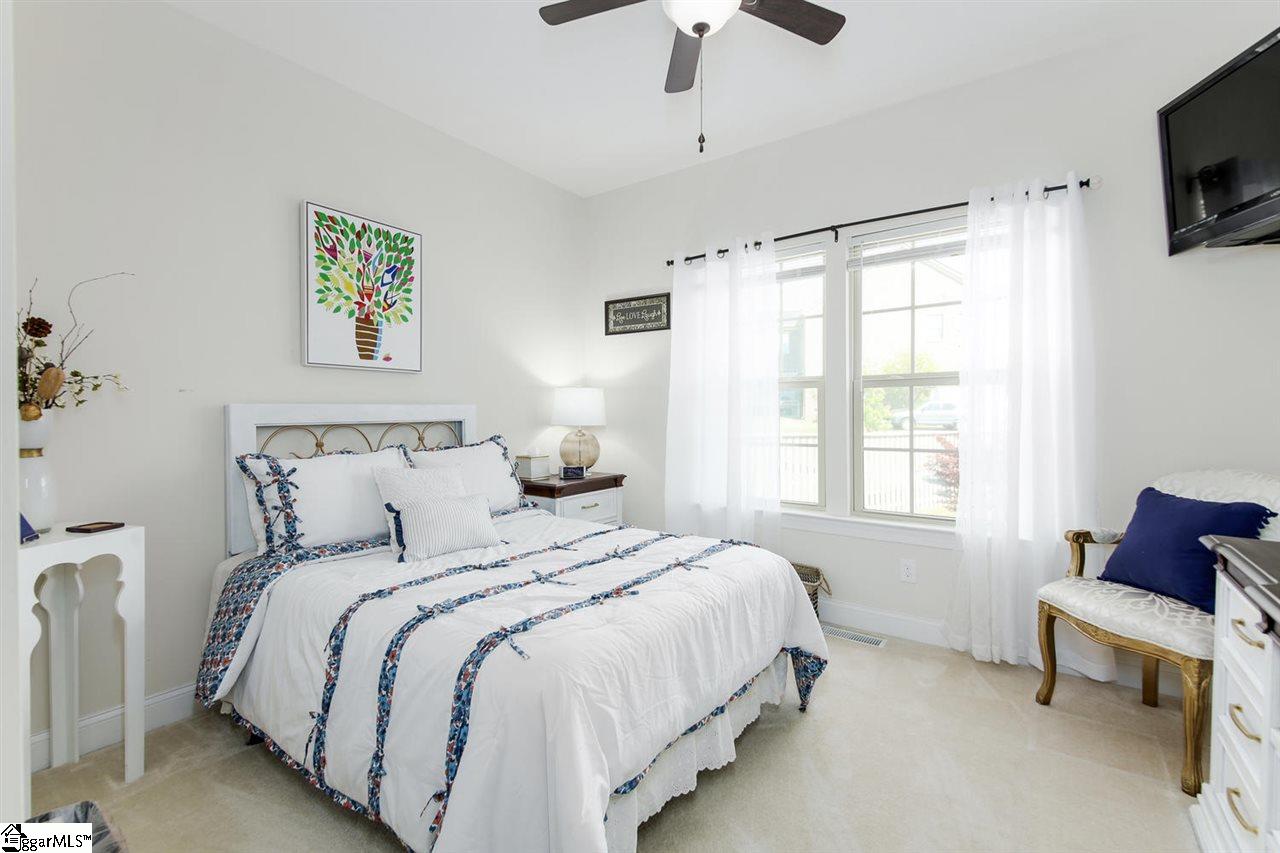 401 Pawleys Drive Simpsonville, SC 29681 - Photo 14 of 32