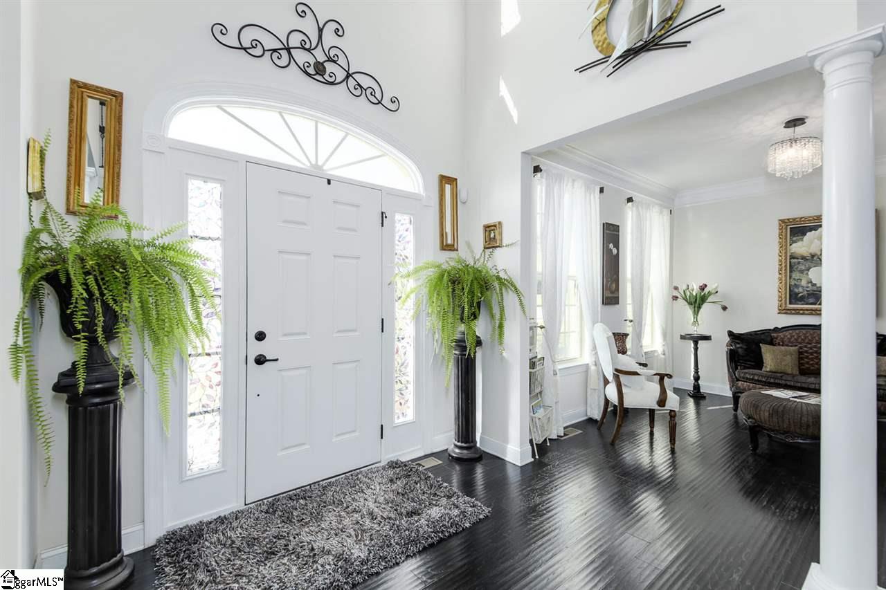 401 Pawleys Drive Simpsonville, SC 29681 - Photo 3 of 32