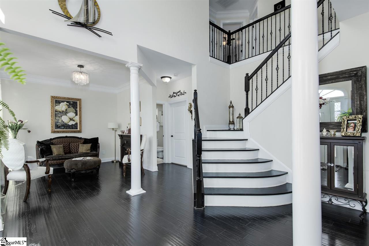 401 Pawleys Drive Simpsonville, SC 29681 - Photo 4 of 32