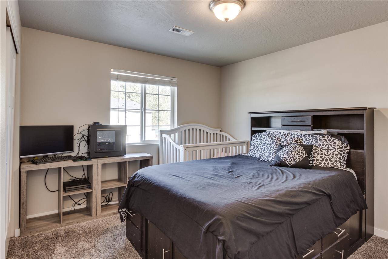 17216 North Nevada Lane Colbert, WA 99005 - Photo 12 of 20 Gallery Image 12