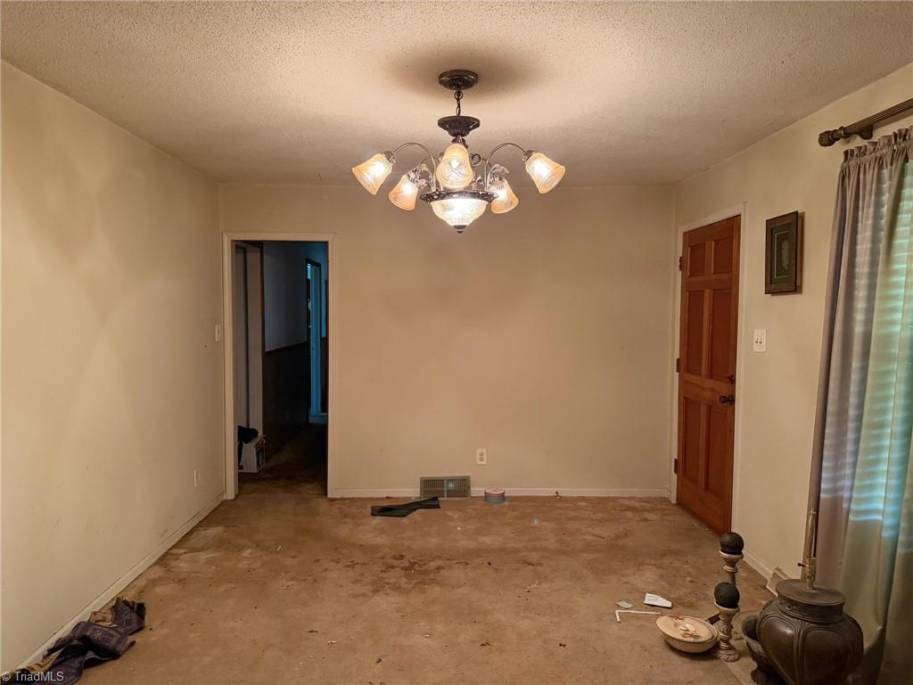 5200 Harvey Road Jamestown, NC 27282 - Photo 4 of 12