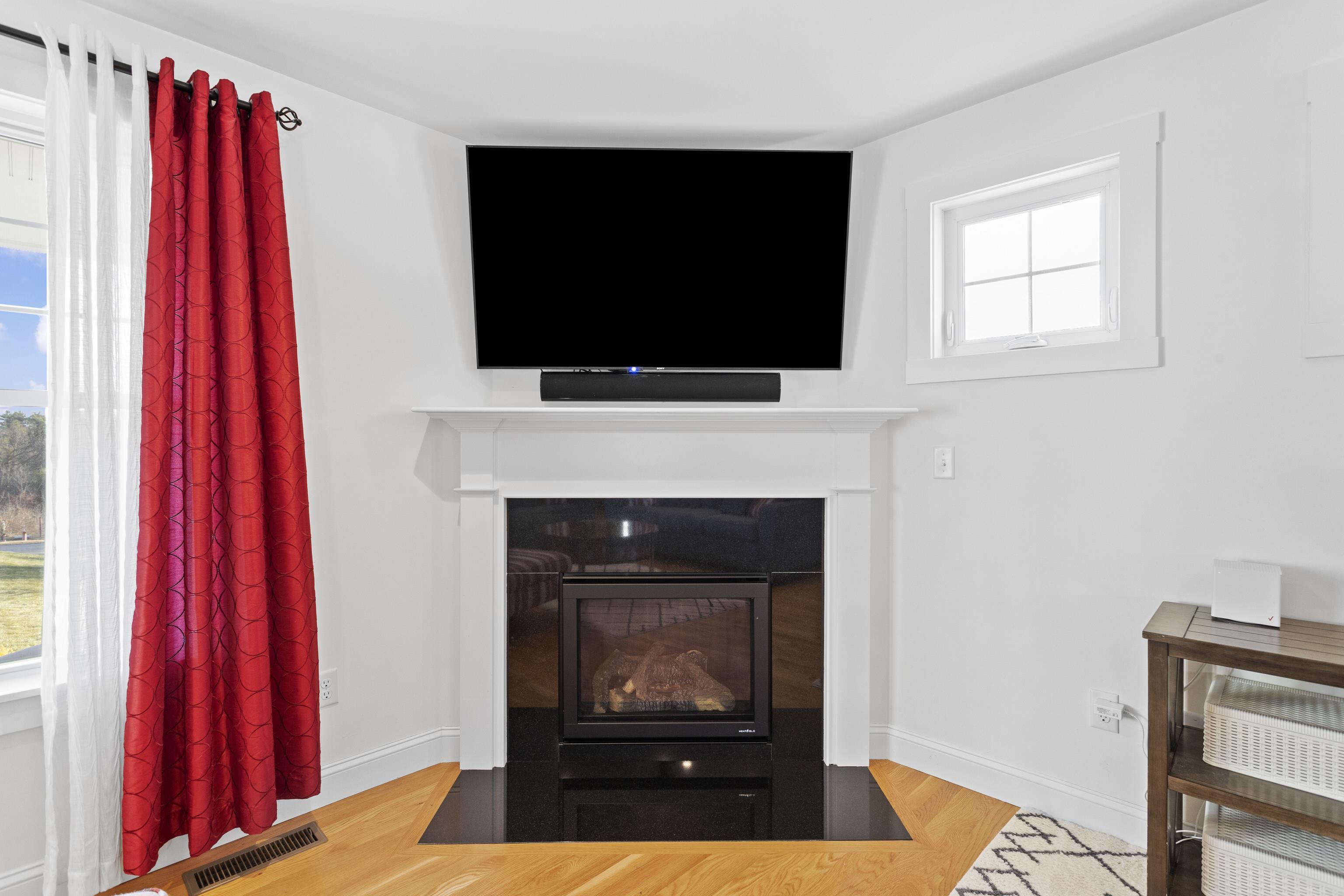 33 Grouse Run Pelham, NH 03076 - Photo 21 of 58 Gallery Image 21