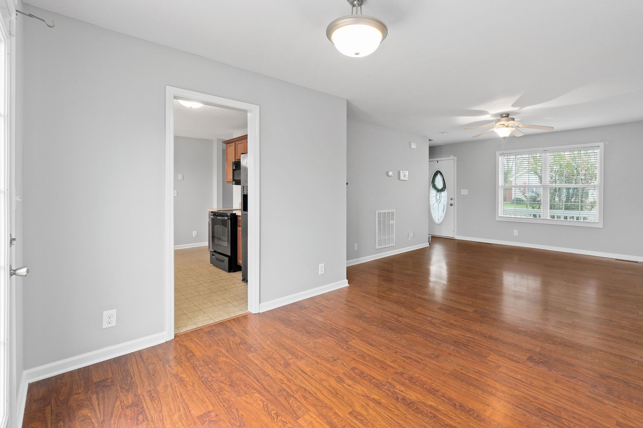 1817 Abrams Road Clarksville, TN 37042 - Photo 8 of 36 Gallery Image 8