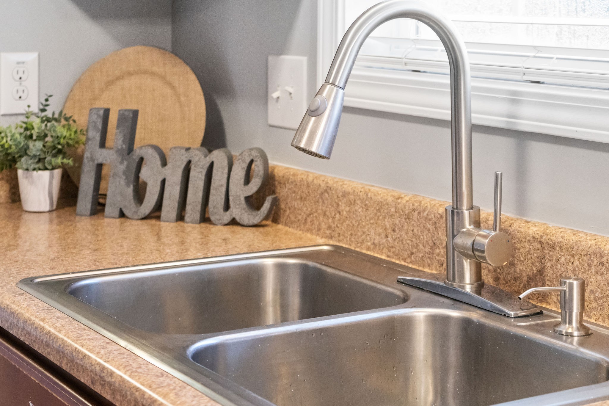 1817 Abrams Road Clarksville, TN 37042 - Photo 10 of 36 Gallery Image 10