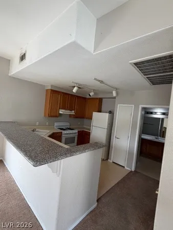 $1,300 | 10245 South Maryland Parkway, Unit 261, Las Vegas, NV 89183