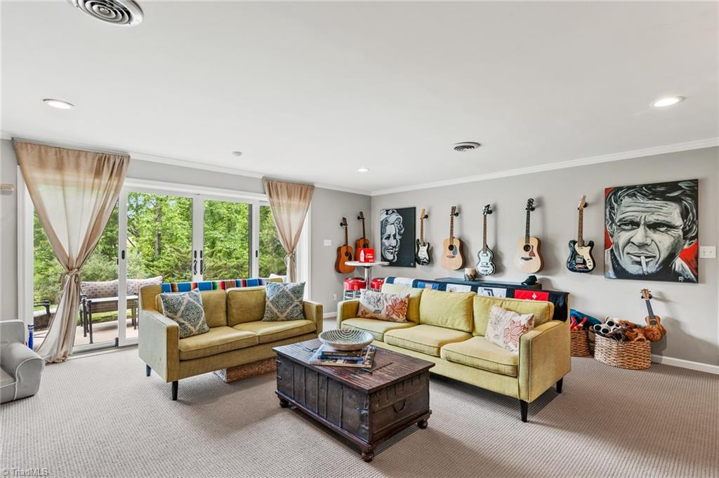 412 Cascade Drive High Point, NC 27265 - Photo 26 of 30 Gallery Image 26