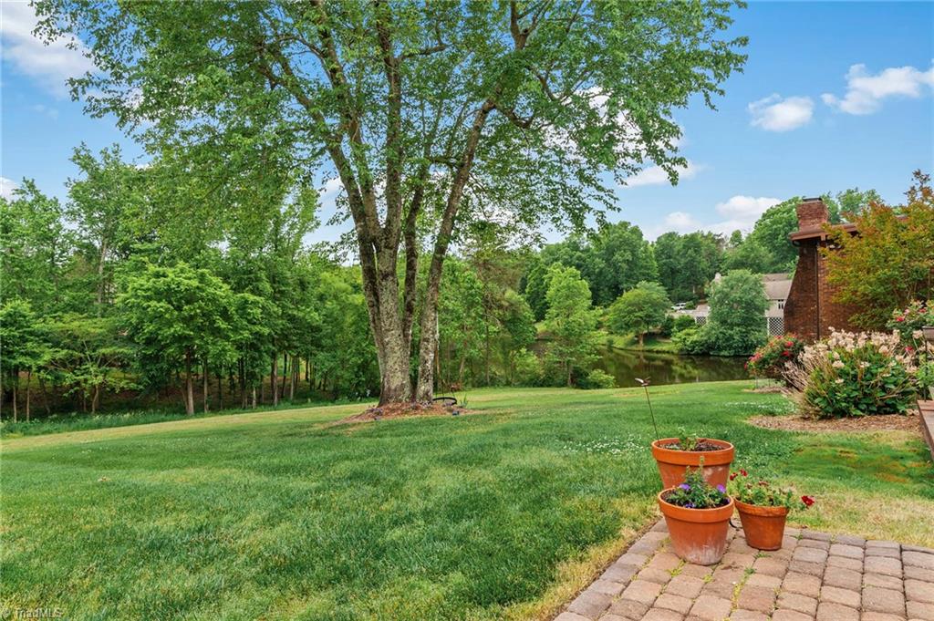 412 Cascade Drive High Point, NC 27265 - Photo 27 of 30 Gallery Image 27