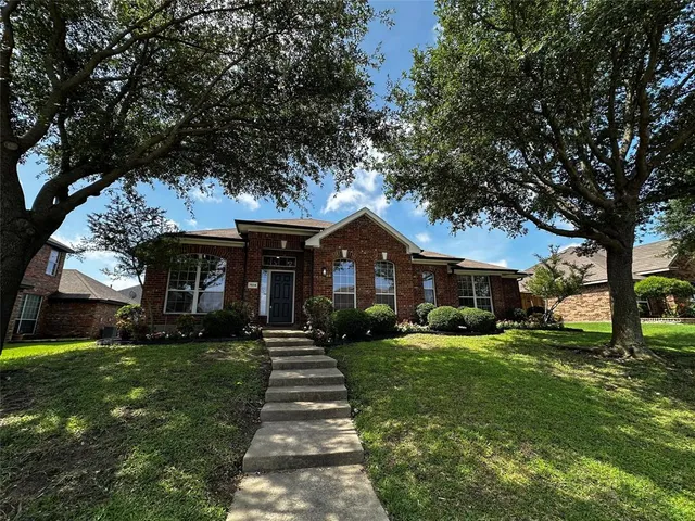 $424,900 | 7514 Amesbury Lane, Rowlett, TX 75089