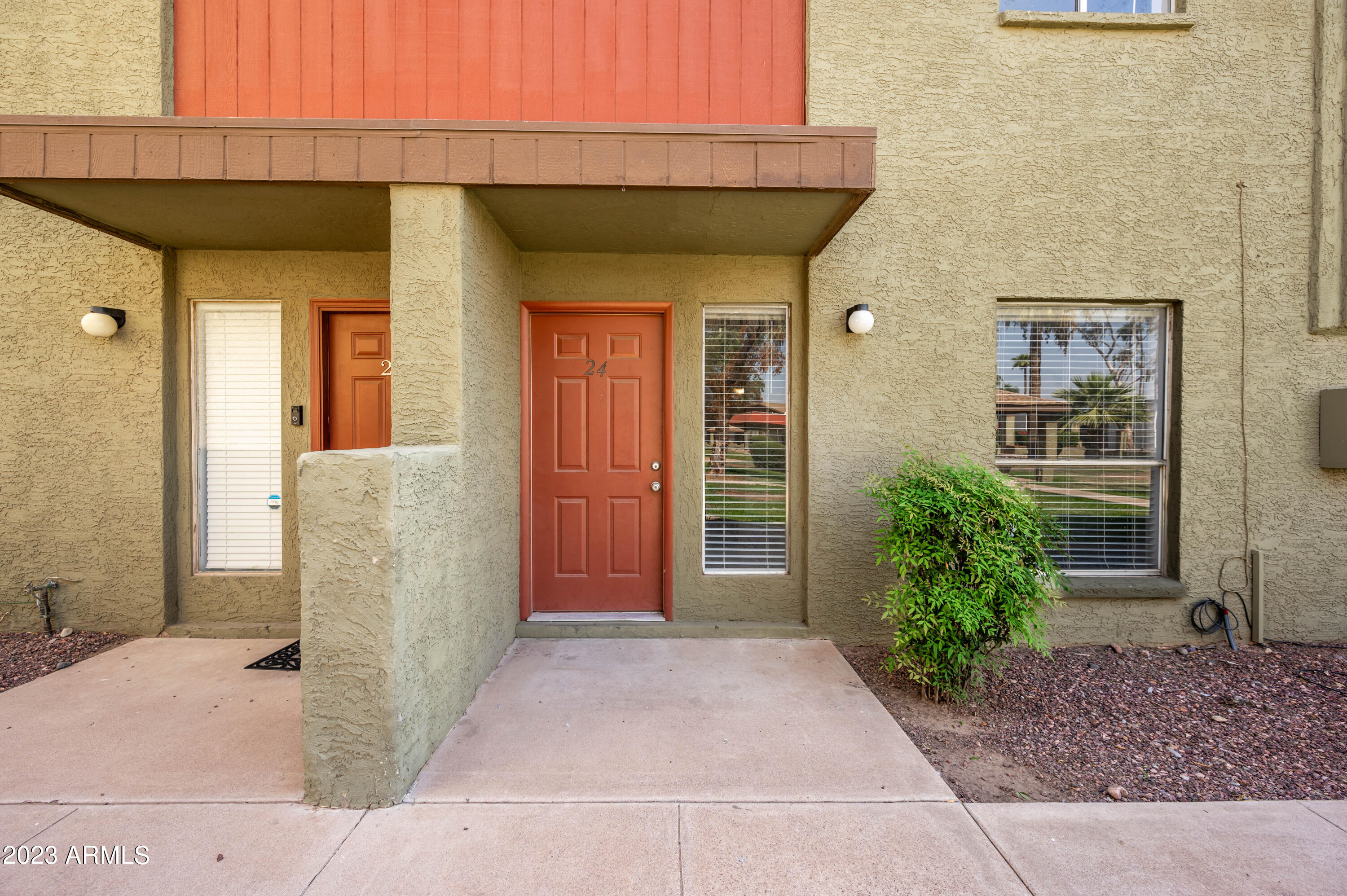 4615 North 39th Avenue, Unit 24 Phoenix, AZ 85019 - Photo 3 of 21 4615 N 39th Ave UNIT 24 Phoenix AZ 85019