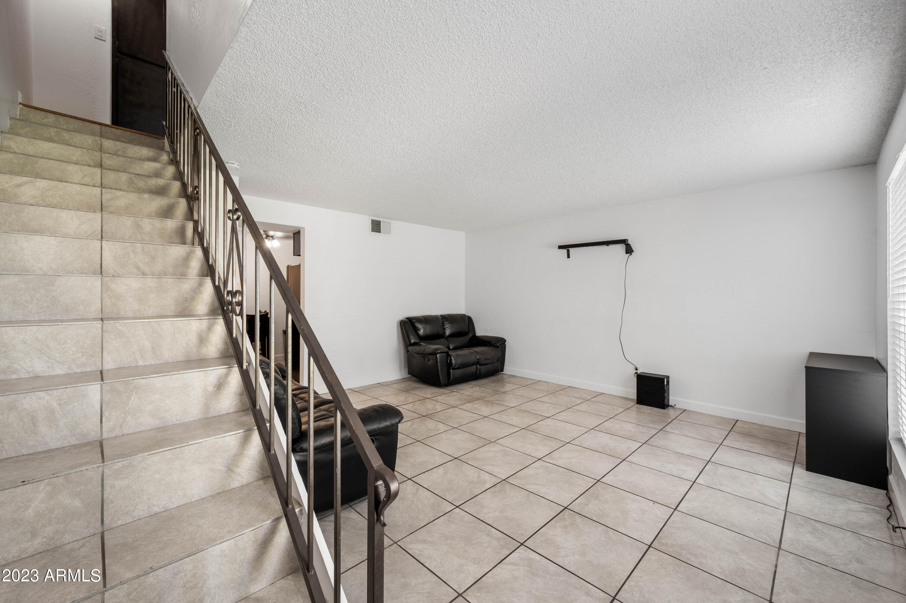 4615 North 39th Avenue, Unit 24 Phoenix, AZ 85019 - Photo 6 of 21 4615 N 39th Ave UNIT 24 Phoenix AZ 85019