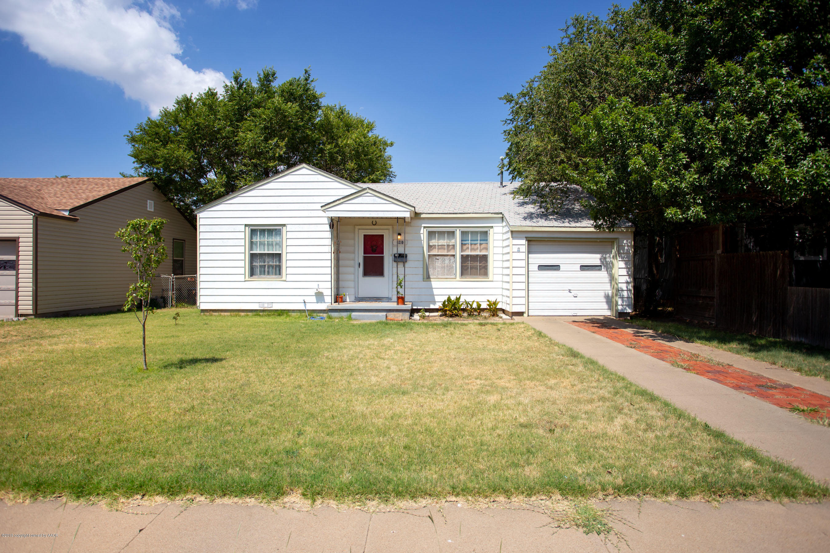 4210 South Hughes Street Amarillo, TX 79110 - Photo 1 of 18 Front of house view1