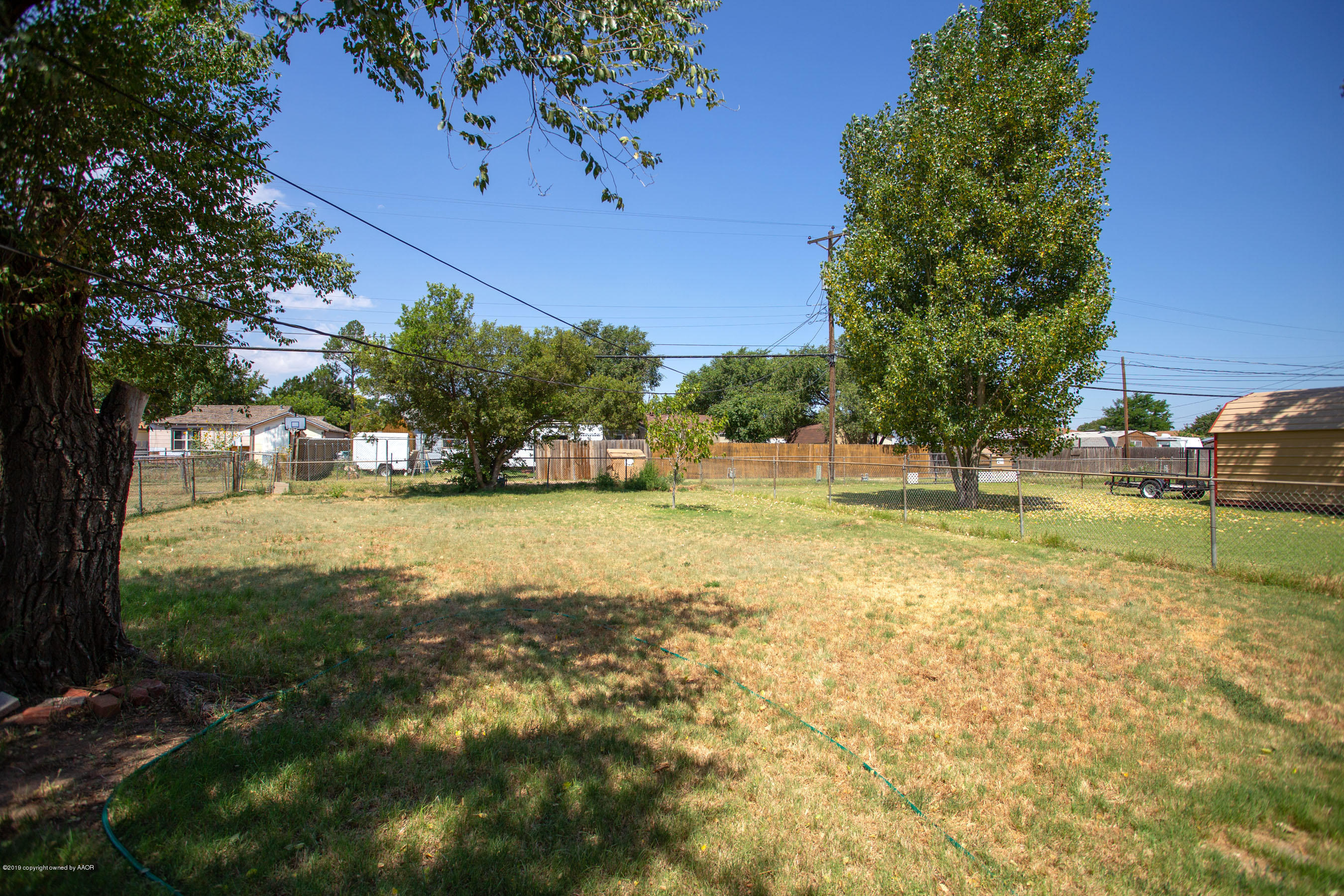4210 South Hughes Street Amarillo, TX 79110 - Photo 4 of 18 Back yard view 1