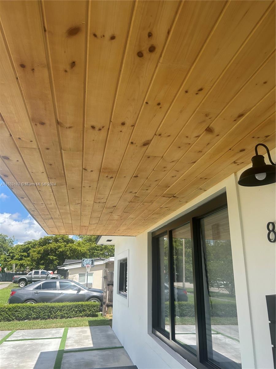 Westchester Miami, FL 33165 - Photo 7 of 14 a view of a backyard