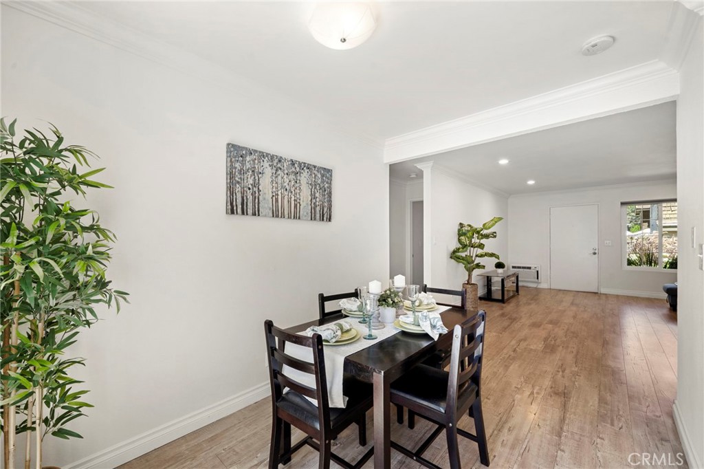 63 Streamwood Irvine, CA 92620 - Photo 11 of 36 Dedicated dining area