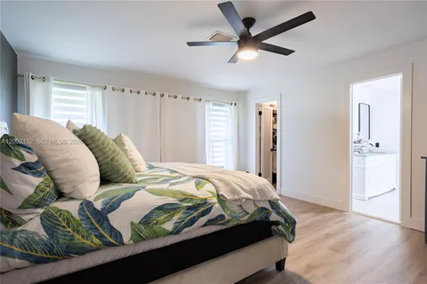 $949,900 | 1030 Northwest 95th Terrace, Plantation, FL 33322