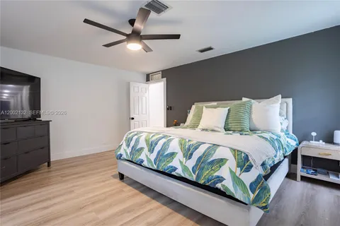 $949,900 | 1030 Northwest 95th Terrace, Plantation, FL 33322