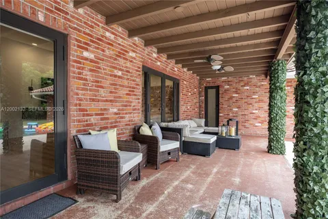 $949,900 | 1030 Northwest 95th Terrace, Plantation, FL 33322