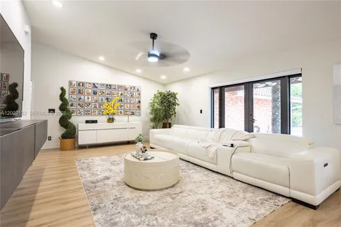 $949,900 | 1030 Northwest 95th Terrace, Plantation, FL 33322