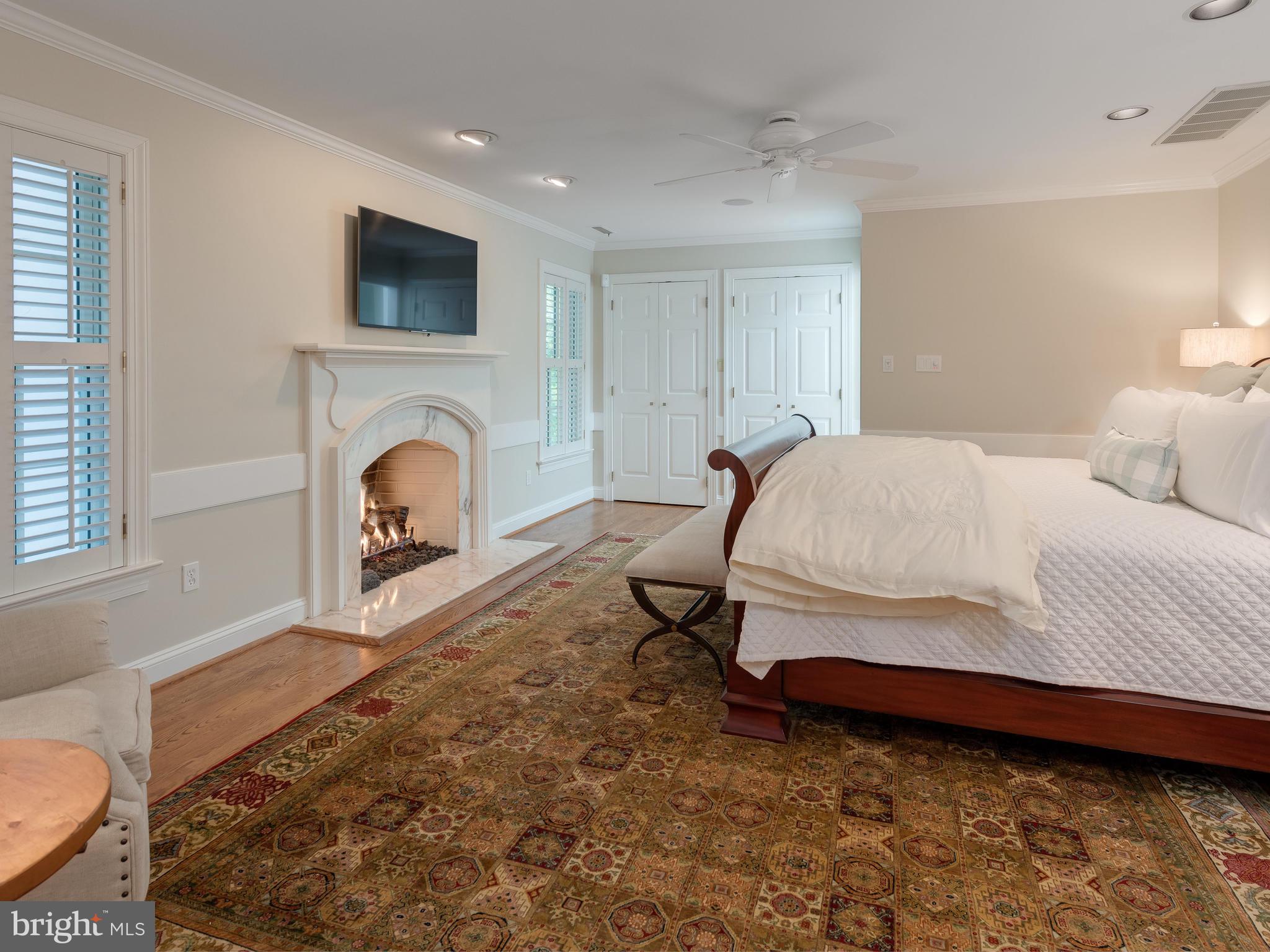 1275 Farm Road Berwyn, PA 19312 - Photo 21 of 48 Gas Fireplace, Hardwood Floors, Dressing Room