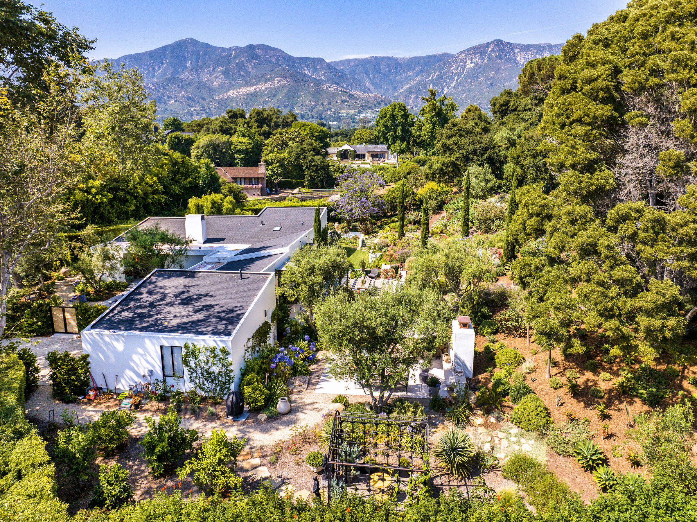 448 Court Place Montecito, CA 93108 - Photo 32 of 33 a view of a lush green hillside and a houses