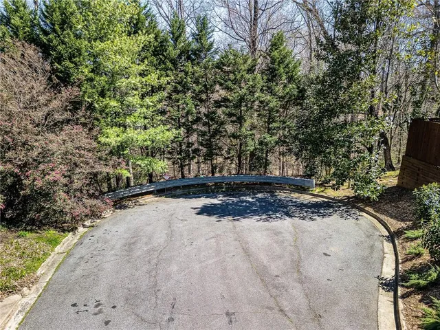 $189,900 | 1734 Summit Glen Lane Northeast, Atlanta, GA 30329