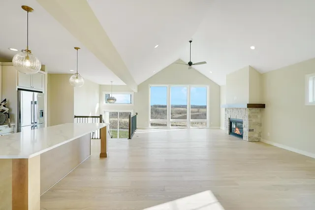 $880,000 | 9545 63rd Street South, Cottage Grove, MN 55016