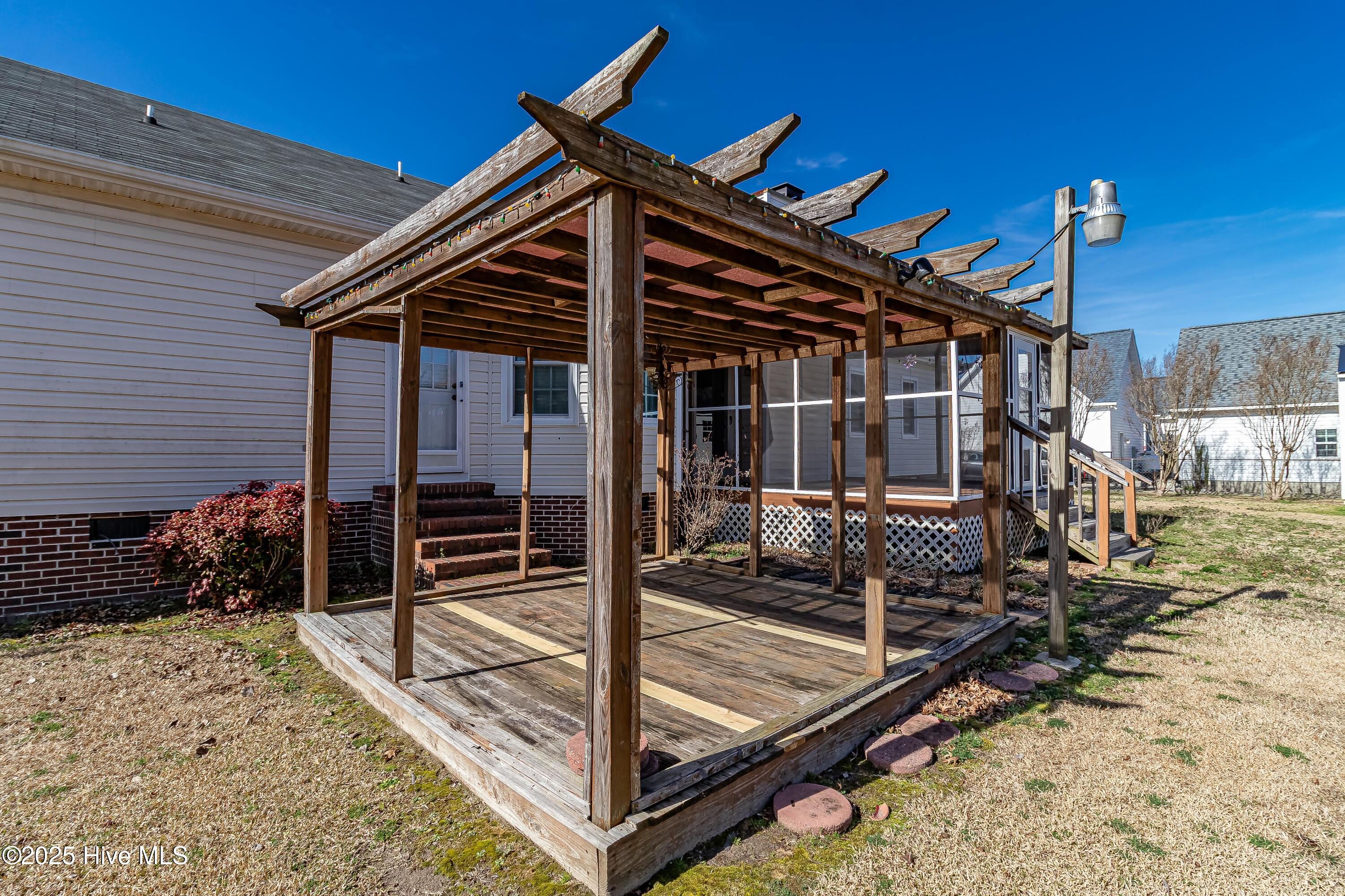 526 Vail Road Pikeville, NC 27863 - Photo 36 of 57 Pergola