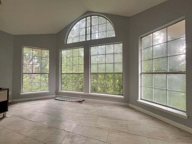 309 Hawkstone Way Alpharetta, GA 30022 - Photo 4 of 10